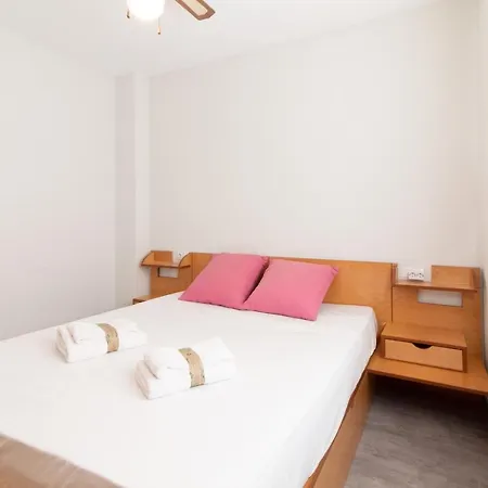 Global Properties, Con Terraza En Residencial Last Canet Apartment *